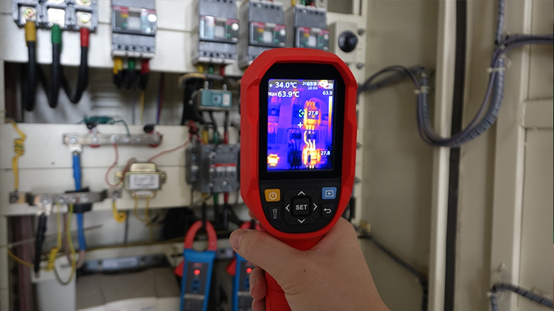 ứng dụng đo nhiệt độ điện dân dụng uni-t uti720a